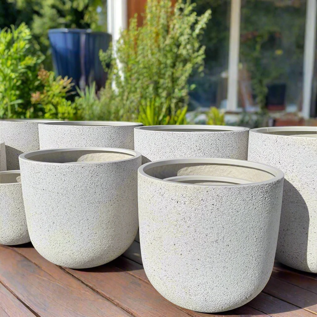 ELLIE PLANTER WHITE PEBBLE SMALL - Image 2
