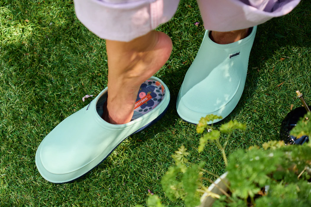 GUMMIES CLOG GARDEN LOVE SAGE 38 - Image 4