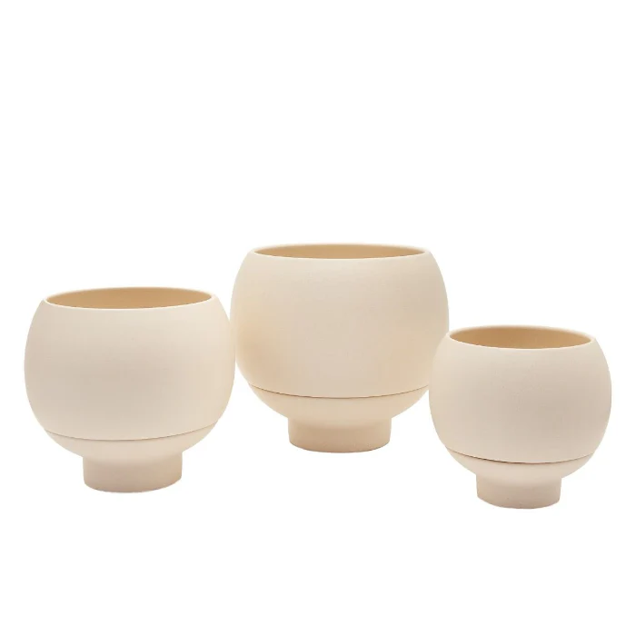 LARGE OTIS SELF WATERING CHALK PLANTER - Image 2