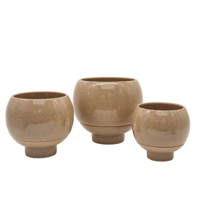 LARGE OTIS SELF WATERING PEBBLE PLANTER - Image 2