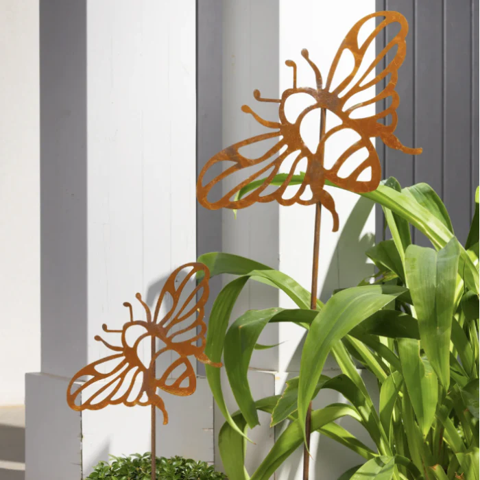 RUST BEE STAKE - Image 3